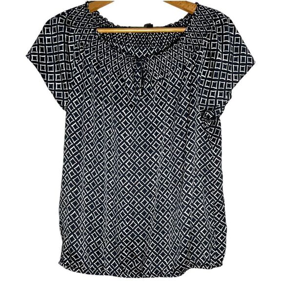 Ann Taylor Tops - ANN TAYLOR BLOUSE BLUE with White pattern Size S